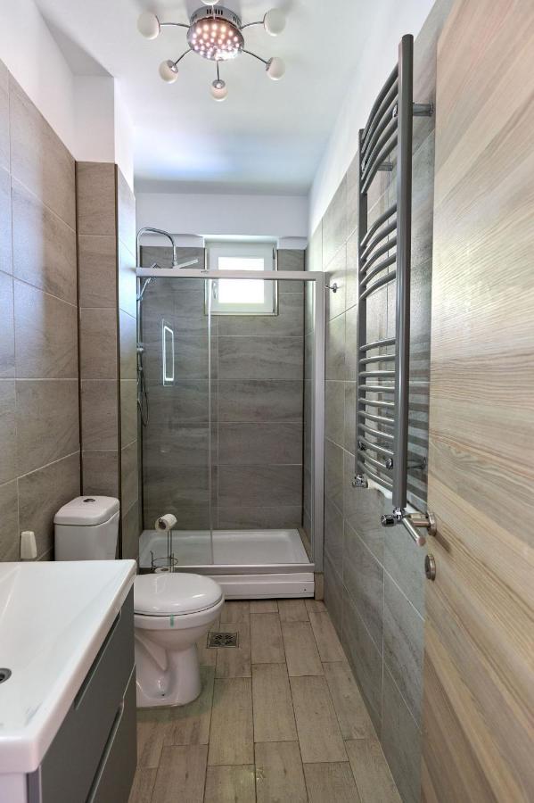 Glamour Red Apartment 22 In Spa Pool Resort Mamaia Kültér fotó